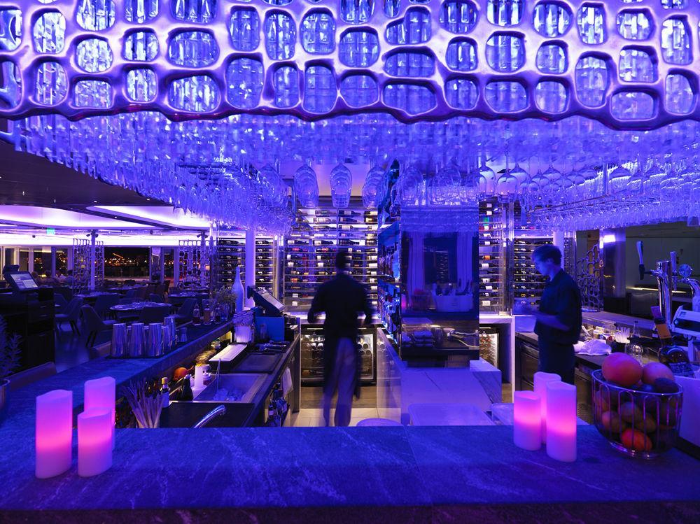 Sunborn Gibraltar Hotel Buitenkant foto