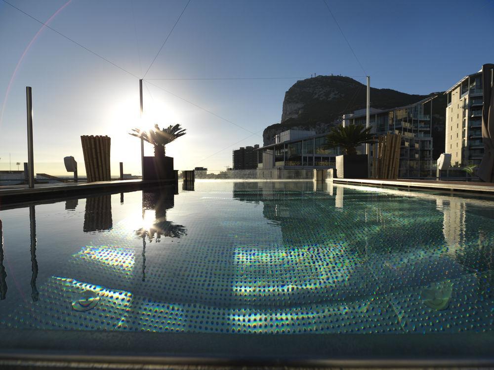 Sunborn Gibraltar Hotel Buitenkant foto