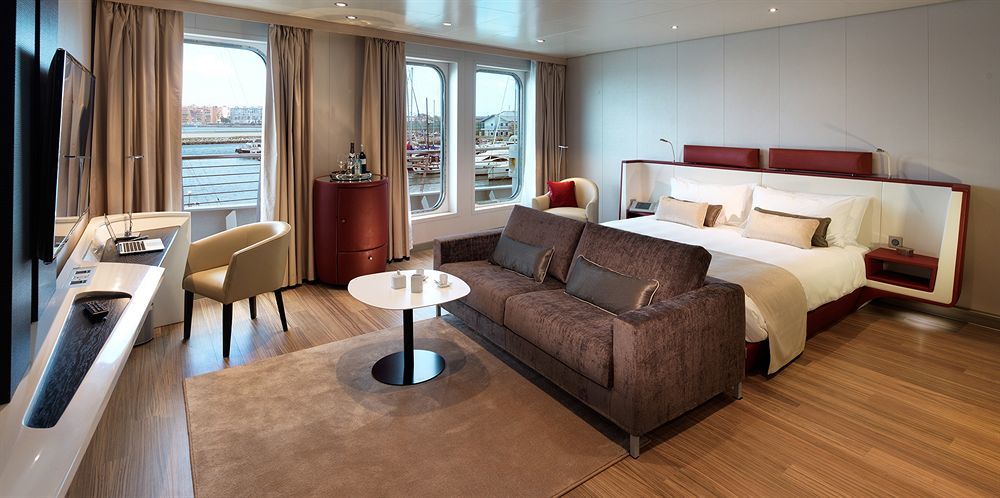 Sunborn Gibraltar Hotel Buitenkant foto